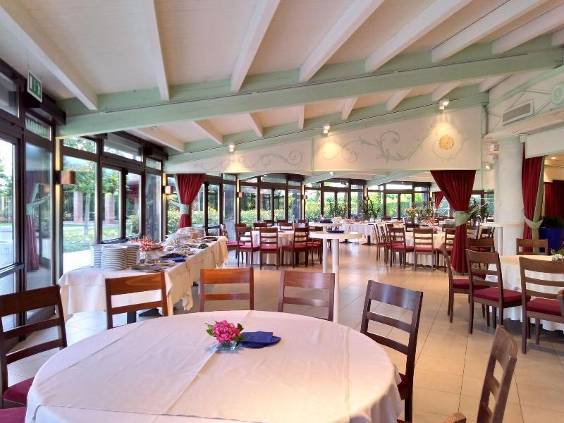 Hotel Novarello Granozzo con Monticello المظهر الخارجي الصورة