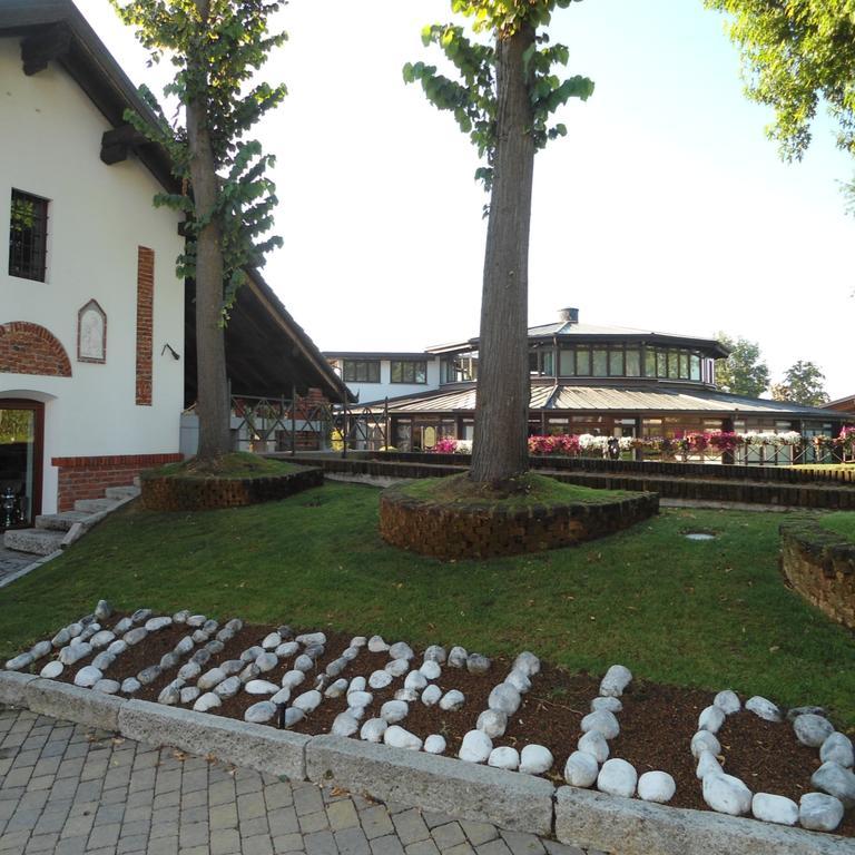 Hotel Novarello Granozzo con Monticello المظهر الخارجي الصورة